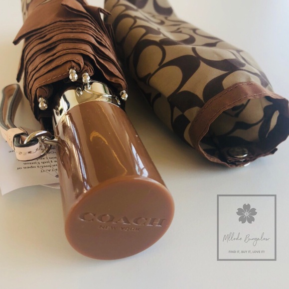 Coach - Signature Umbrella - Full Size - Khaki - Picture 5 of 5